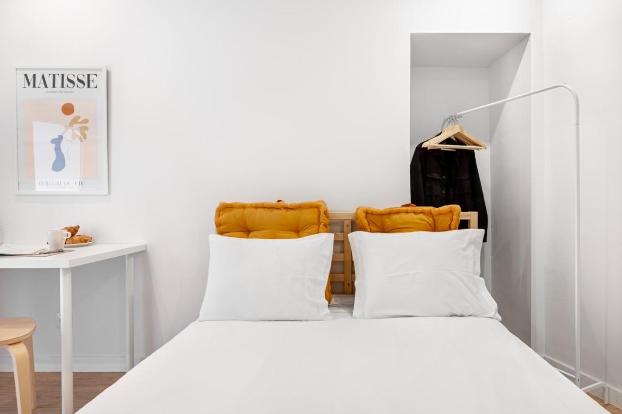 Altido Elegant Apartments Moments From Carmo Convent, In Bairro Alto Lisbon Bagian luar foto