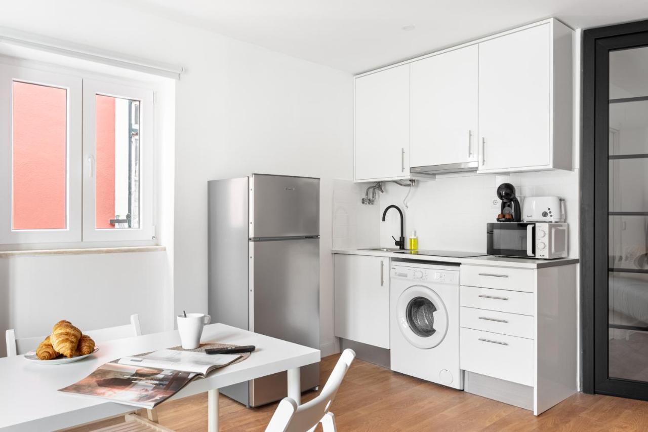 Altido Elegant Apartments Moments From Carmo Convent, In Bairro Alto Lisbon Bagian luar foto