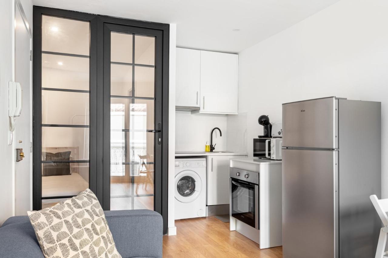 Altido Elegant Apartments Moments From Carmo Convent, In Bairro Alto Lisbon Bagian luar foto