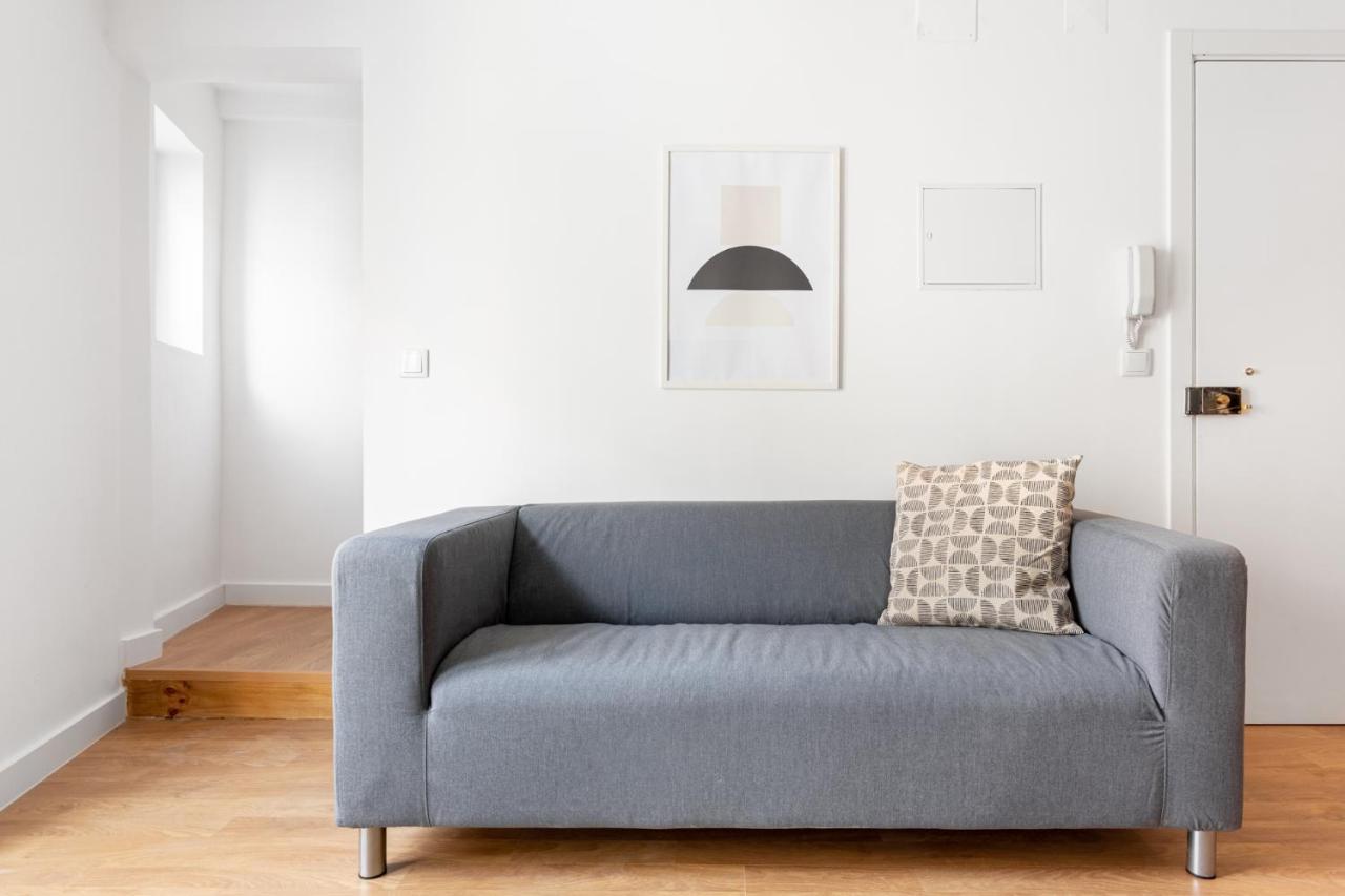 Altido Elegant Apartments Moments From Carmo Convent, In Bairro Alto Lisbon Bagian luar foto