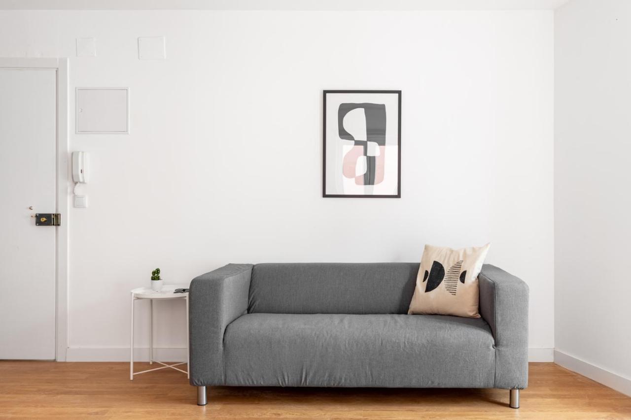Altido Elegant Apartments Moments From Carmo Convent, In Bairro Alto Lisbon Bagian luar foto