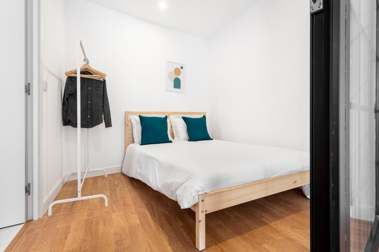 Altido Elegant Apartments Moments From Carmo Convent, In Bairro Alto Lisbon Bagian luar foto