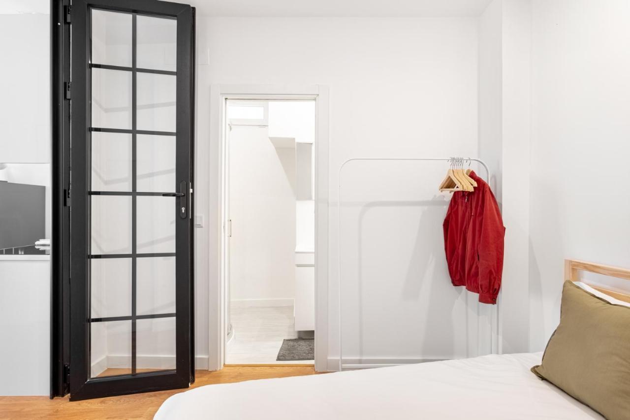 Altido Elegant Apartments Moments From Carmo Convent, In Bairro Alto Lisbon Bagian luar foto