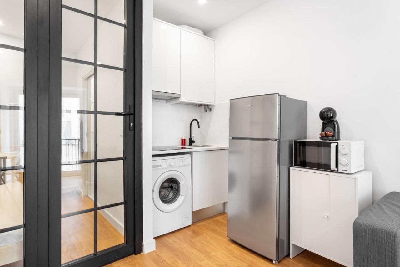 Altido Elegant Apartments Moments From Carmo Convent, In Bairro Alto Lisbon Bagian luar foto